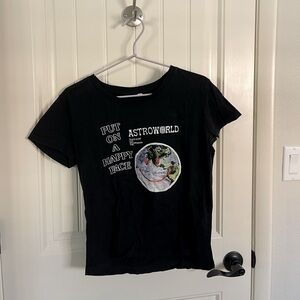 Travis Scott Astroworld Lollapalooza Smiley World Tee Women’s XS 🖤